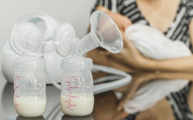 Máy hít sữa - vắt sữa mưu trí đa số là khí cụ được u hậu sinh nở đặc biệt cần