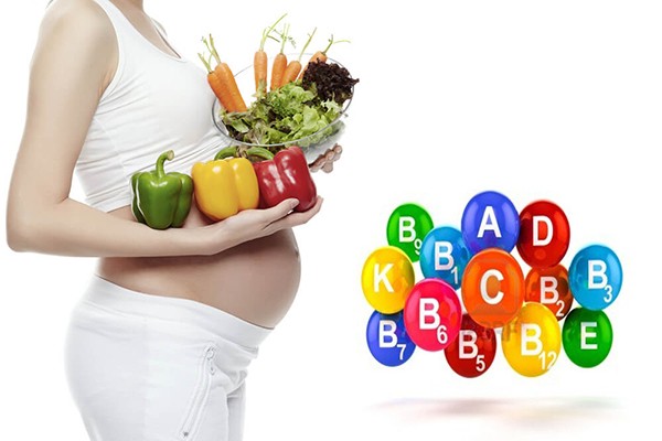 Nên lựa chọn sản phẩm vitamin tổng hợp cho bà bầu có nguồn gốc tự nhiên