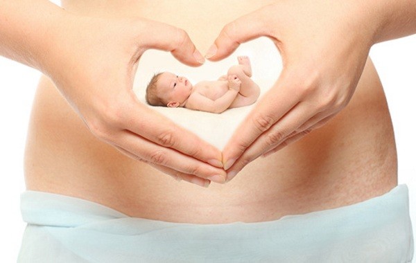 Phụ nữ mang thai cần bổ sung sắt để tăng hồng cầu và giúp thai nhi phát triển