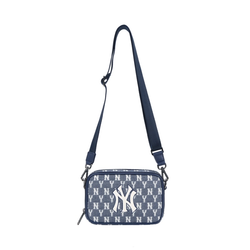 Túi MLB Monogram Nylon Jacquard Mini Crossbody Bag New York Yankees  3ACRS011N50BKS