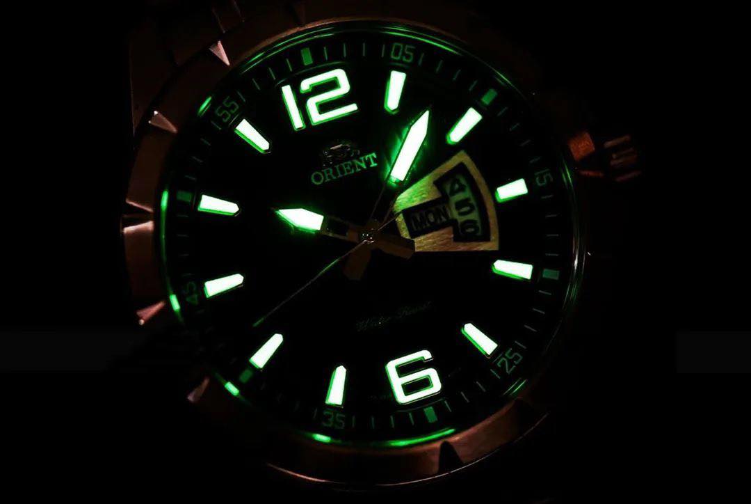 Đồng hồ nam Orient FUG1X004D9