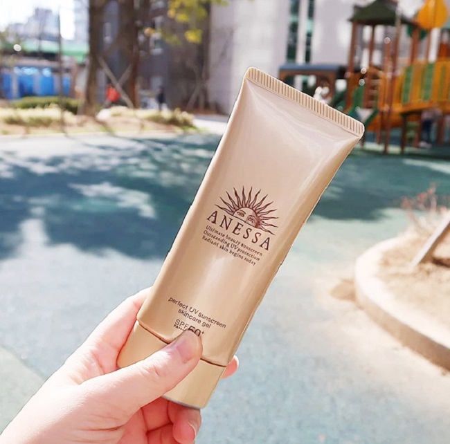 Kem chống nắng dạng gel Anessa Perfect UV Sunscreen Skincare