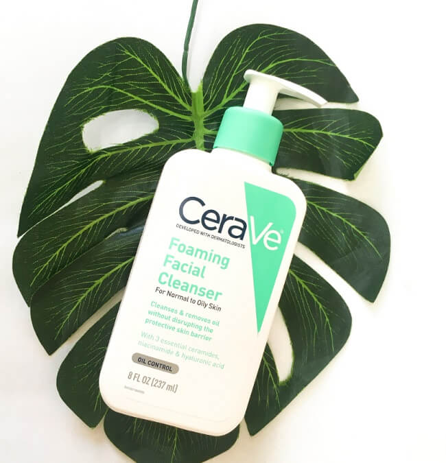 Sữa rửa ráy CeraVe mang lại da nhờn nhọt - CeraVe Foaming Facial Cleanser