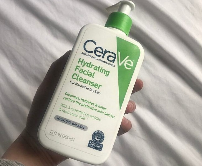 Sữa rửa mặt dịu nhẹ cho da khô CeraVe