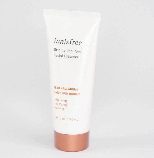Sữa rửa mặt Innisfree cho da dầu - Innisfree Brightening Pore Facial Cleanser