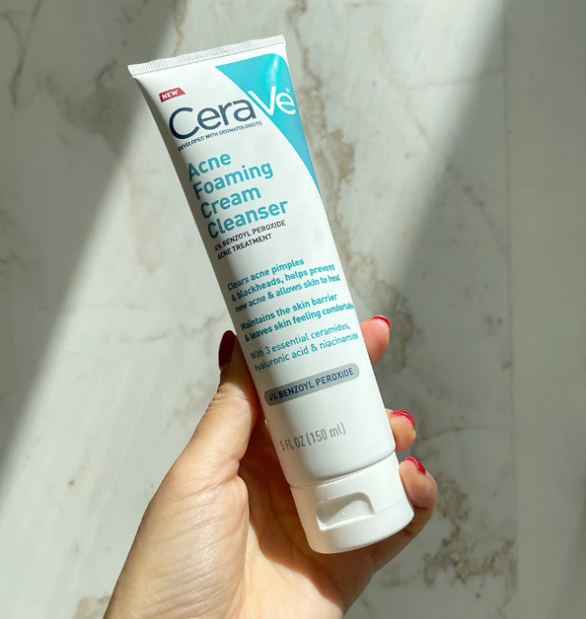 Sữa tắm trị nhọt CeraVe Acne Foaming Cream Cleanser