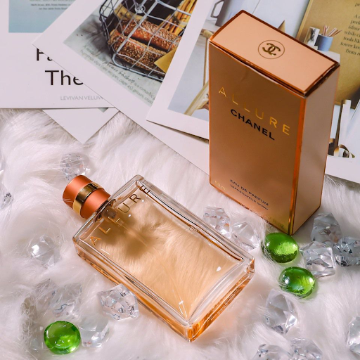 Nước hoa nữ Chanel Allure Eau De Parfum hương thơm lôi cuốn