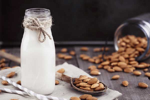 Công thức làm sữa hạnh nhân làm từ máy làm sữa hạt đa năng