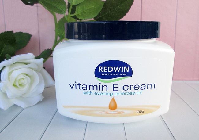 Kem dưỡng ẩm Redwin Vitamin E Cream