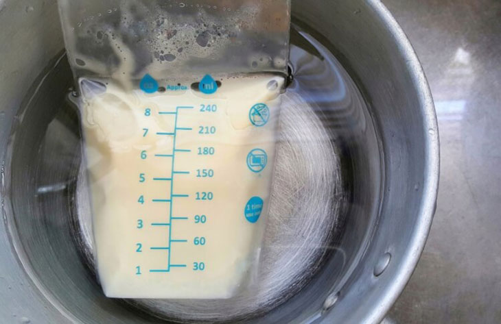 Cách nhận biết sữa trữ đông bị hỏng như thế nào