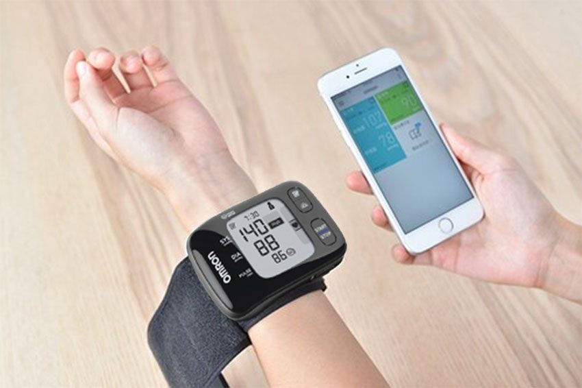 Top đồng hồ thông minh theo dõi tập luyện, đo SpO2, giữ gìn sức khoẻ tại nhà