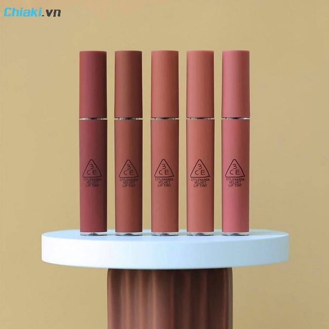 Son 3CE Velvet Lip Tint lai giữa son kem lì và son tint