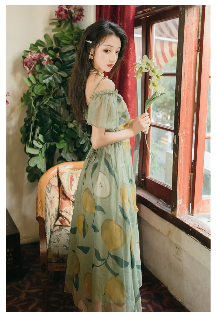 Đầm maxi hai dây họa tiết trái cây xinh xắn | Chiaki.vn