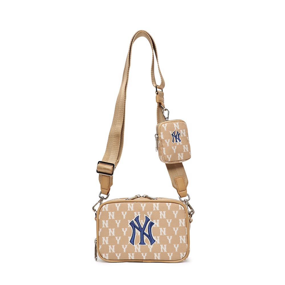 Túi MLB Diamond Monogram Jacquard Mini Bucket Bag New York Yankees Beige