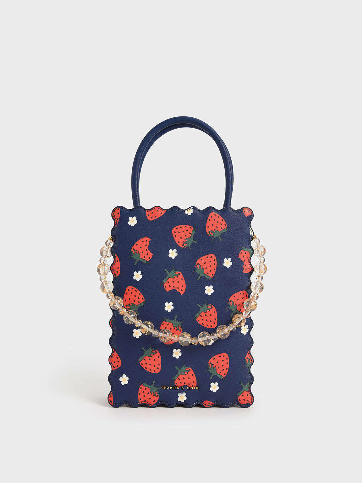 Túi Tote Charles & Keith Rowan Beaded Strawberry CK2-30770561 thêu hoa sắc màu mùa xuân tươi trẻ. Với kiểu dáng thanh lịch và công nghệ may hiện đại, túi này sẽ là điểm nhấn hoàn hảo cho bất kỳ trang phục nào của bạn. Bấm vào ảnh liên quan để khám phá vẻ đẹp đầy sức sống của túi Charles & Keith.