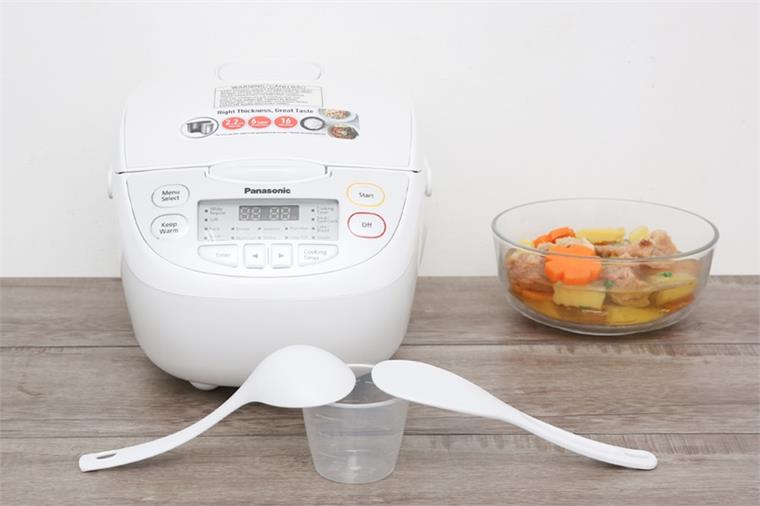 Nồi cơm điện Panasonic SR-CL108WRA 1 lít 1