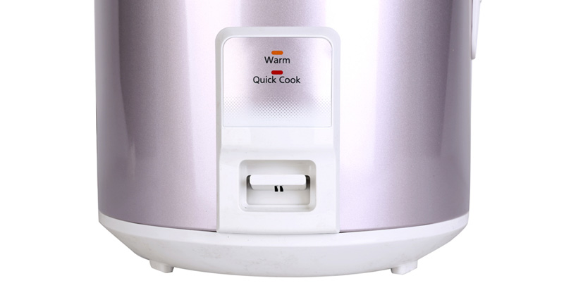 Nồi cơm điện Panasonic nắp gài được thiết kế đơn giản