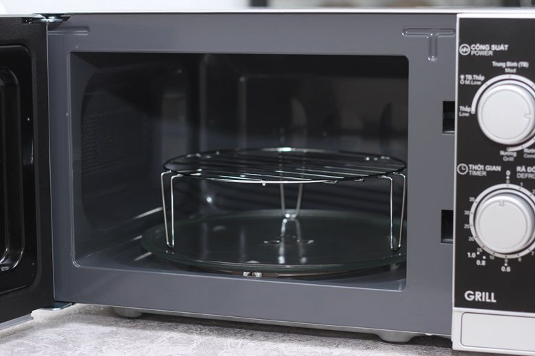 L&ograve; vi s&oacute;ng Sharp R-G223VN-SM 20 l&iacute;t c&oacute; nướng 3