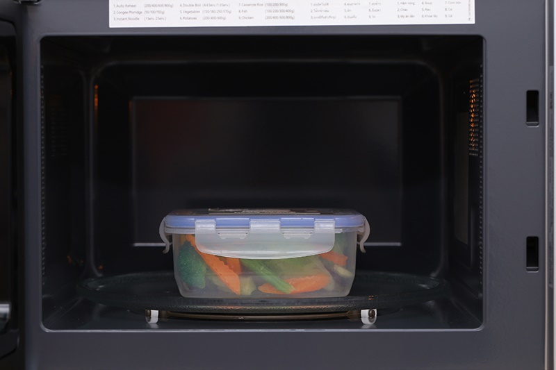 L&ograve; vi s&oacute;ng Panasonic NN-ST34HMYUE