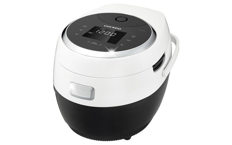 Nồi Cơm điện Cuckoo CR-1010F c&oacute; l&ograve;ng nồi bằng hợp kim nh&ocirc;m